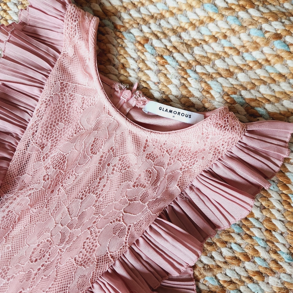 Glamorous Clothing brand Pink Dress - Picture 3 of 5